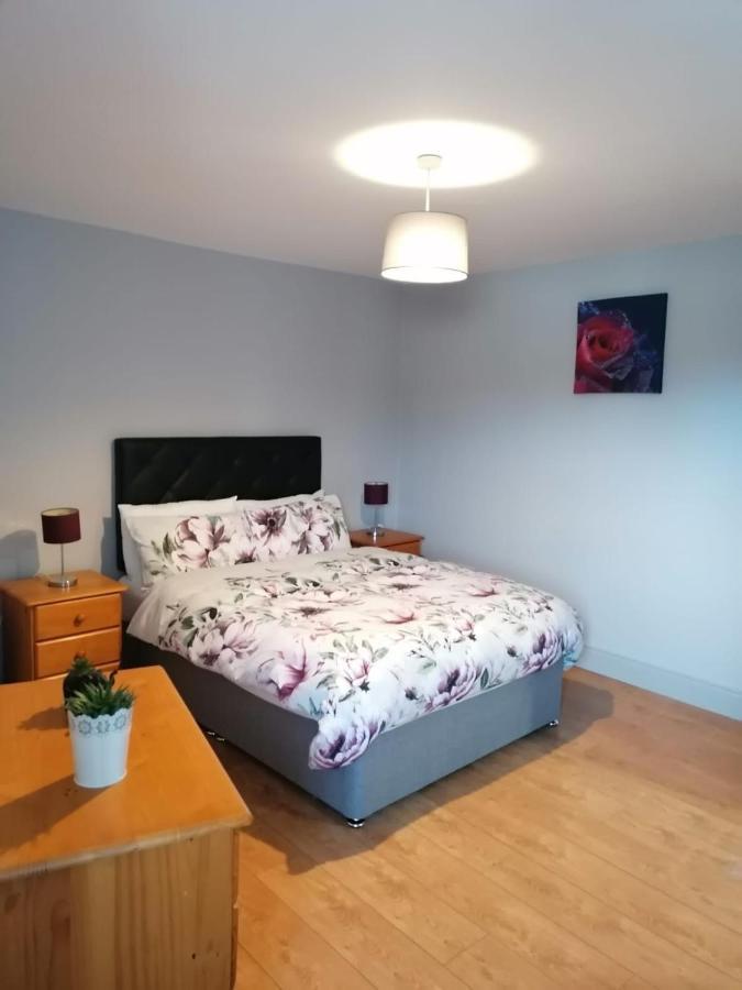 Oak House Apartment Ennis Exteriér fotografie